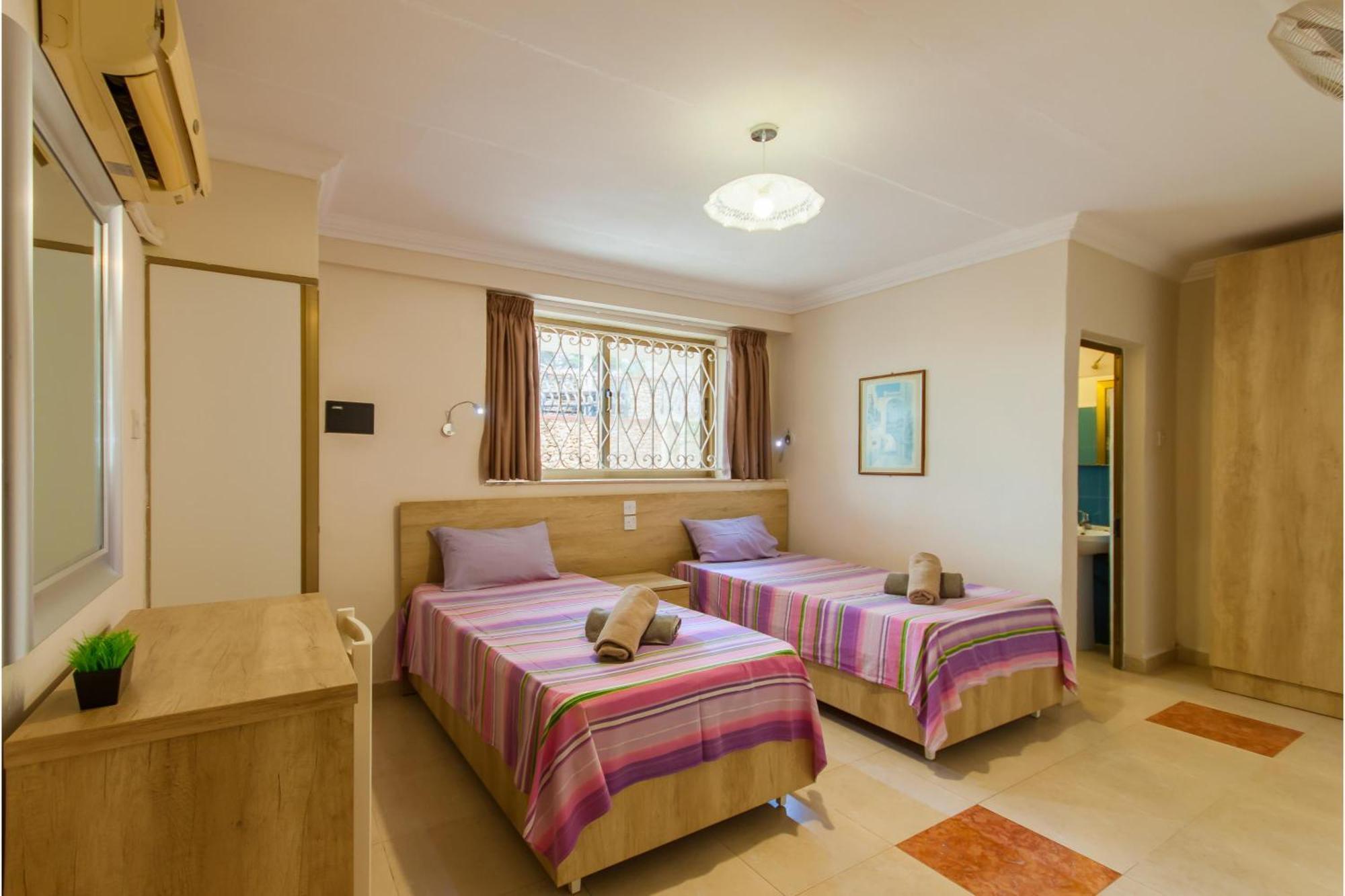 Villa & Pool Apartments In Mellieha Bay Екстериор снимка