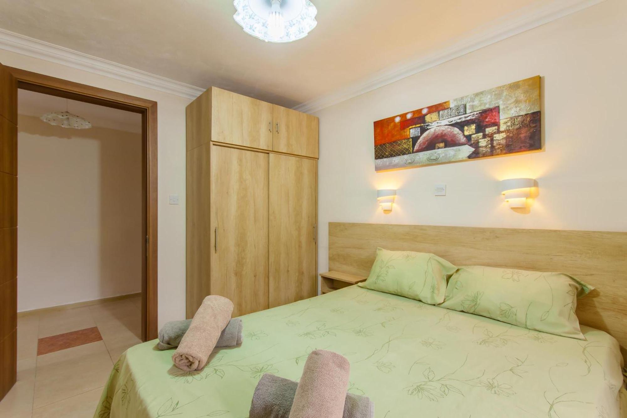 Villa & Pool Apartments In Mellieha Bay Екстериор снимка